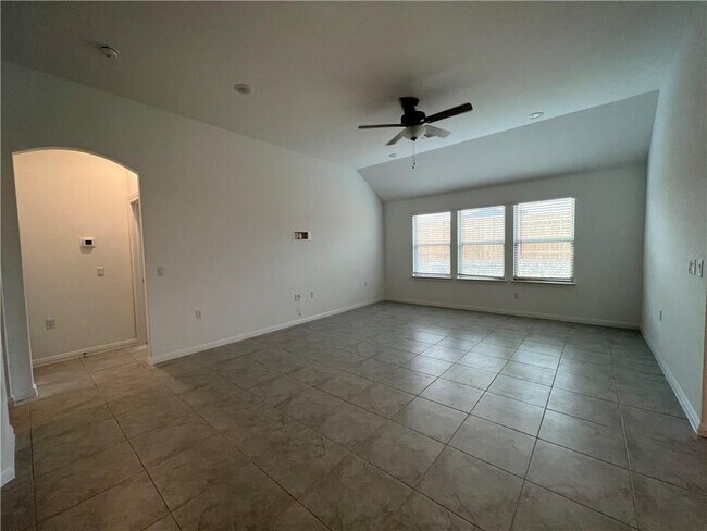 Building Photo - 10412 Spanish Jennet Wy