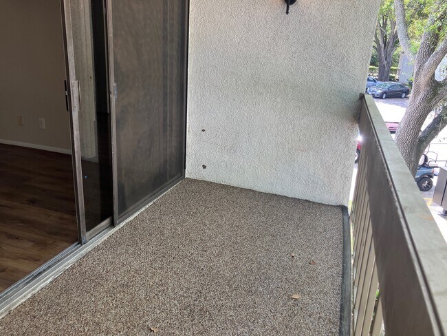 Building Photo - 12100 Melville Dr