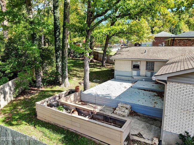 Building Photo - 7405 Ridan Way