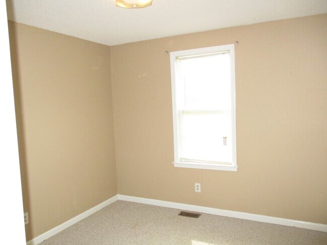 Building Photo - 3169 Buckhorn Ct