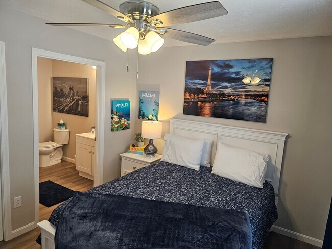 Building Photo - 814 Pierson Rd