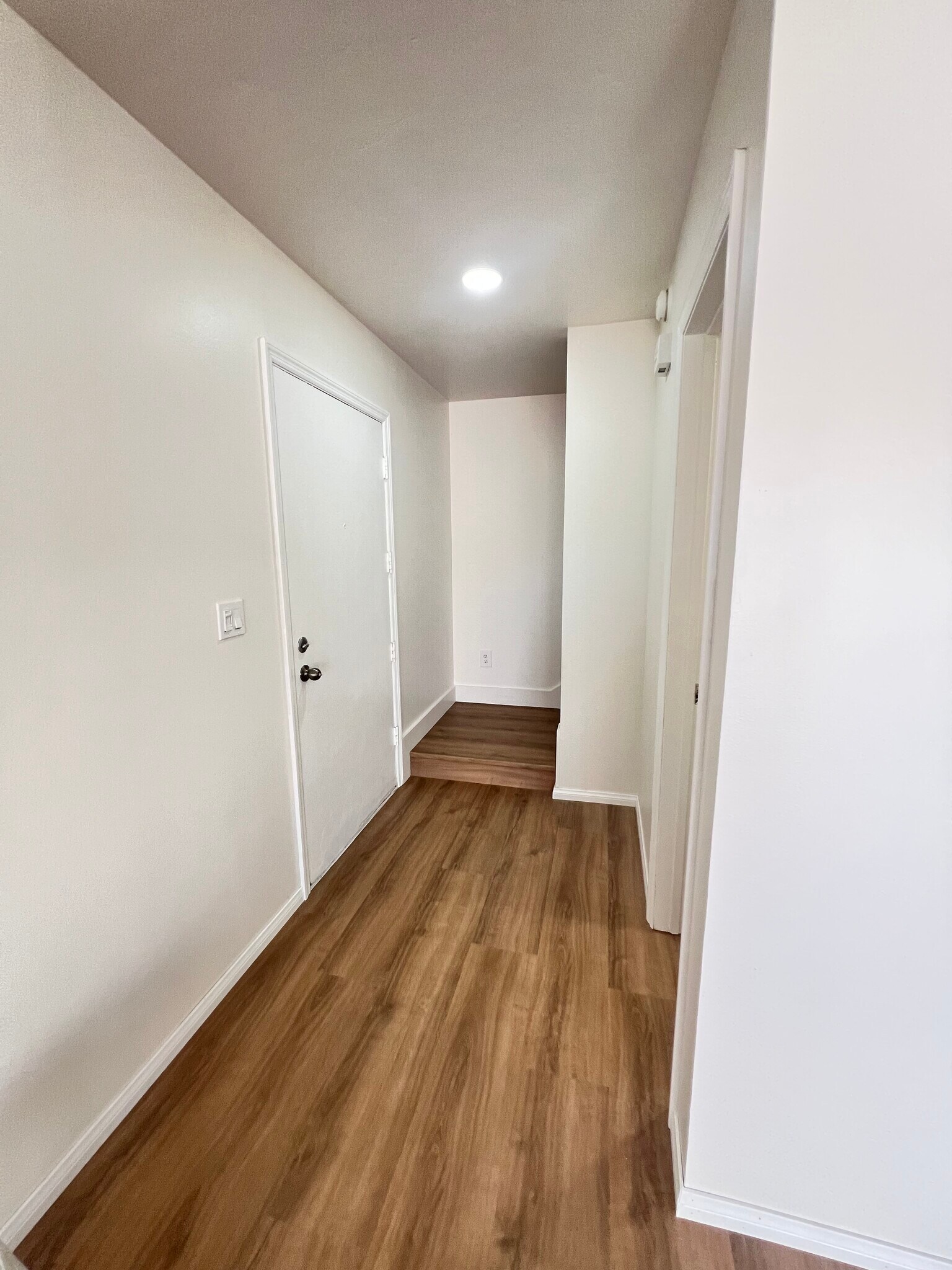Building Photo - 12206 Rancho Bernardo Rd