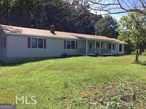 Building Photo - 182 Moore Rd