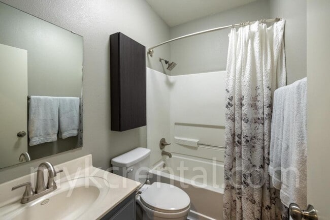 Building Photo - 1201 N Mart-way Dr