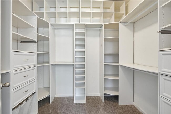 Building Photo - 4143 Cahakia Pl