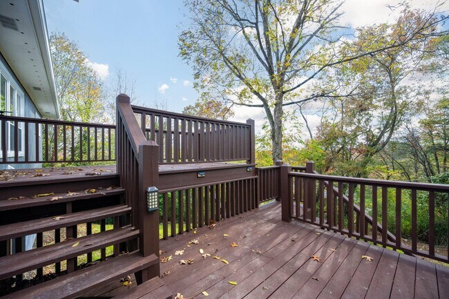 Building Photo - 9100 Coventry Ln