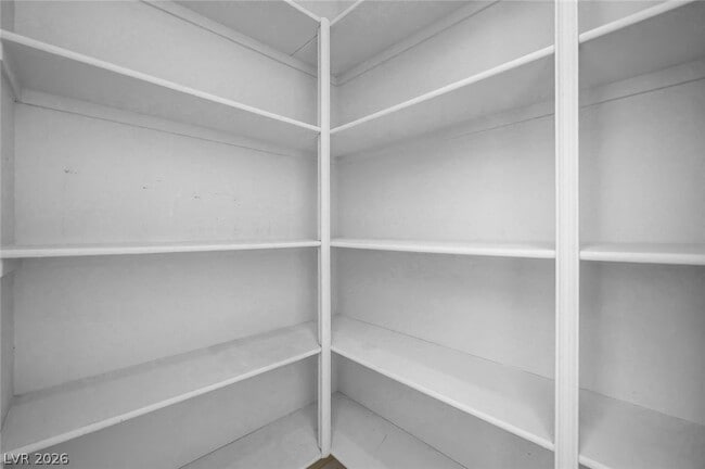 Building Photo - 2357 Wisconsin Dells Dr