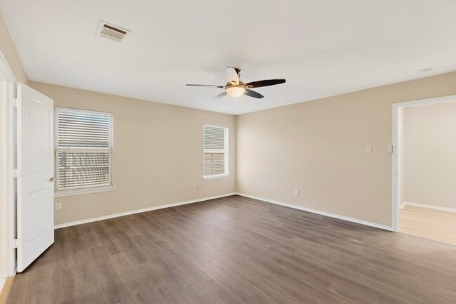 Building Photo - 1406 Cedar Hollow Dr