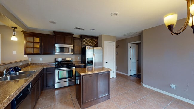 Building Photo - 2608 Tanning Rock