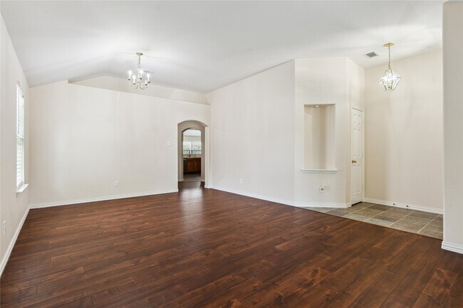 Building Photo - 19511 Ingham Dr