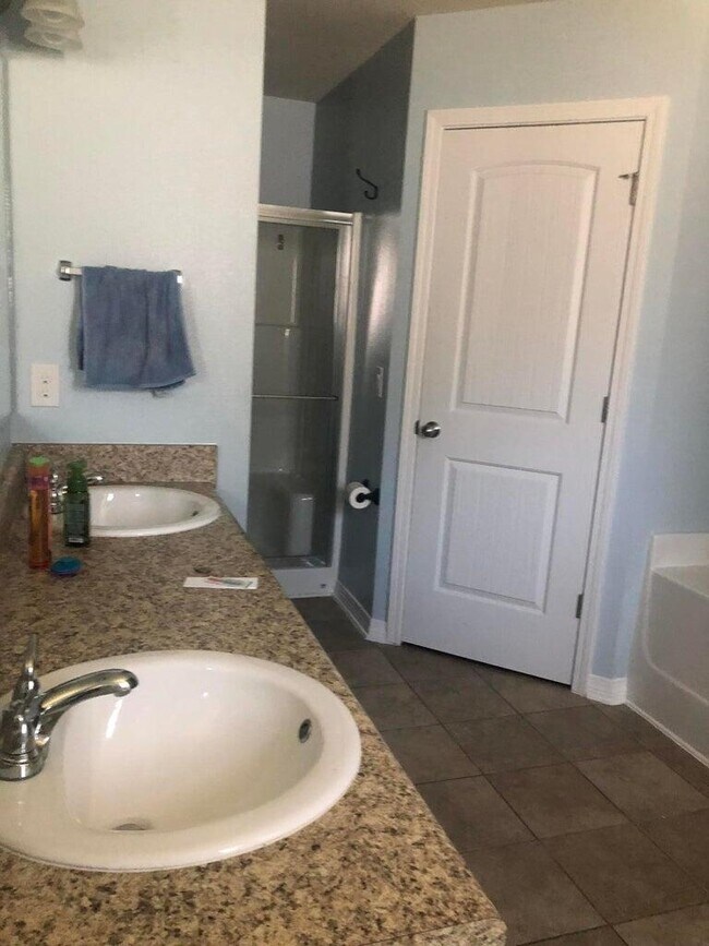 Building Photo - 9114 Timber Ln