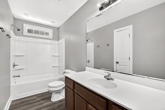 Building Photo - 217 Stagecoach Dr