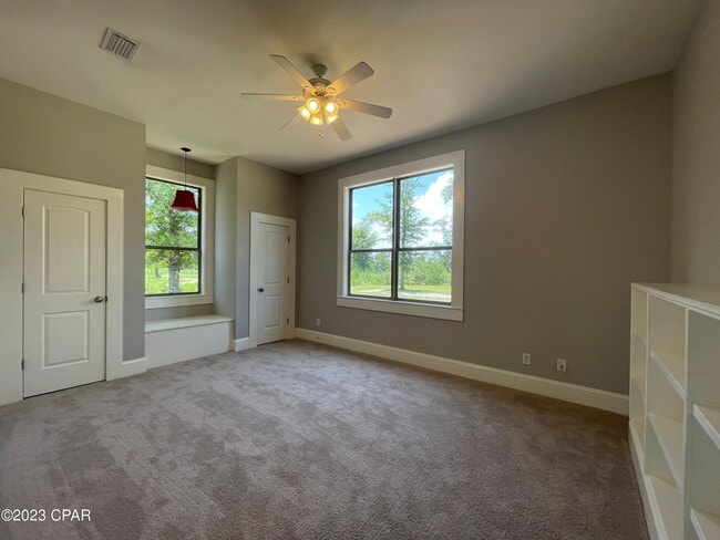 Building Photo - 9137 Eloise Ln