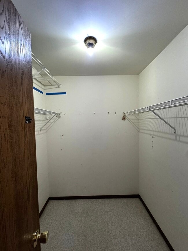 Building Photo - 165 Winchester Dr