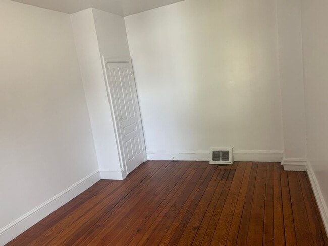 Building Photo - 30 N Belvidere Ave