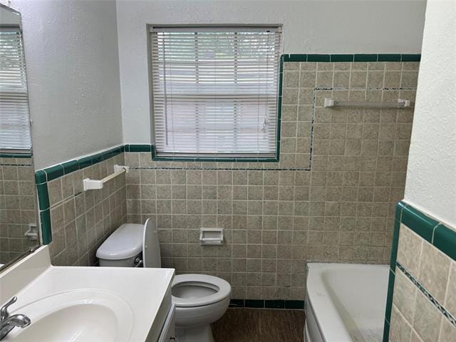 Building Photo - 10108 Pinecrest Dr
