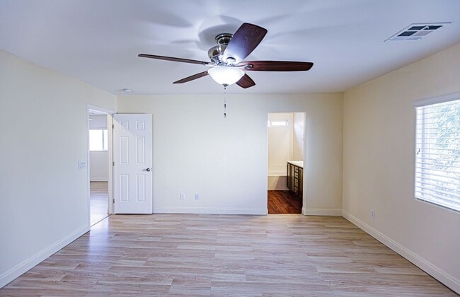 Building Photo - Southwest Home