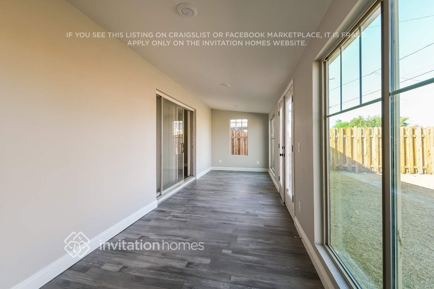 Building Photo - 3136 W Cactus Rd