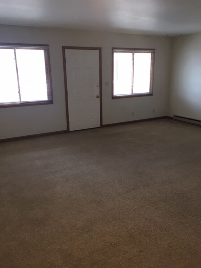 Building Photo - 1708 Erin Ct