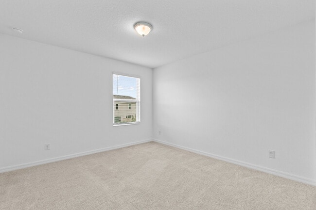 Building Photo - Spacious 4-Bedroom Home with Loft, Office & Private Backyard