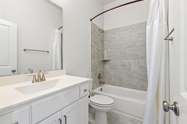 Building Photo - 2116 Randas Wy