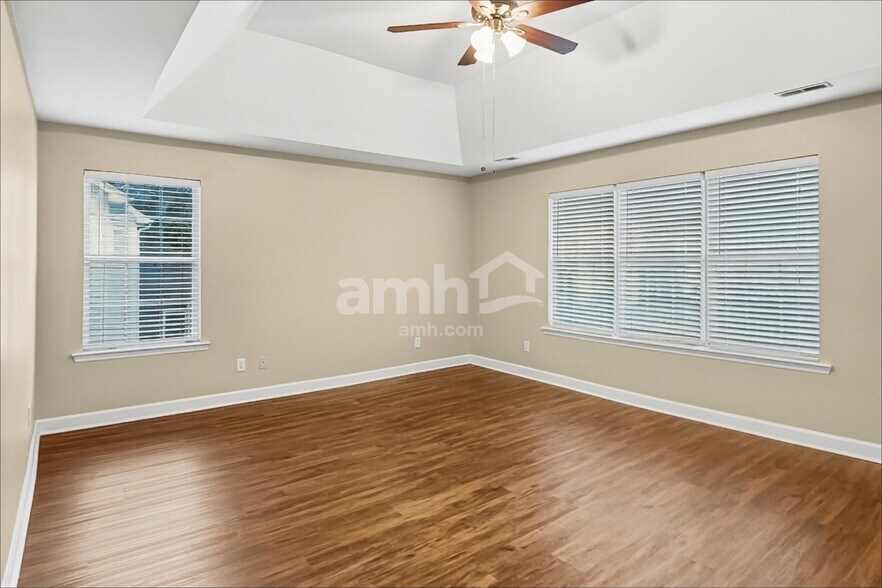 Building Photo - 202 Curico Ln