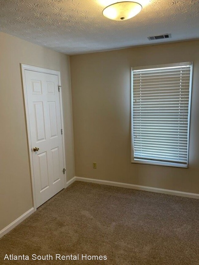 Building Photo - 4 br, 2.5 bath House - 91 Harbour Lake Drive