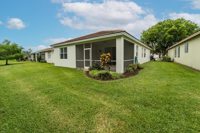 Building Photo - 9588 SW Flowermound Cir