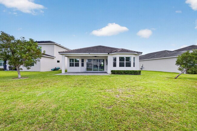 Building Photo - 16293 Melogold Dr