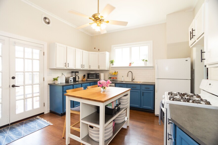 Building Photo - 1111 Superior Street