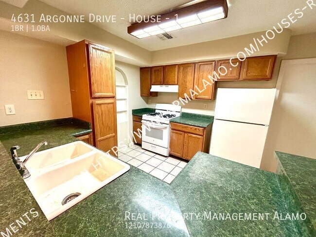 Building Photo - AVAILABLE NOW! ROOM FOR RENT!! 1 Bedroom N...