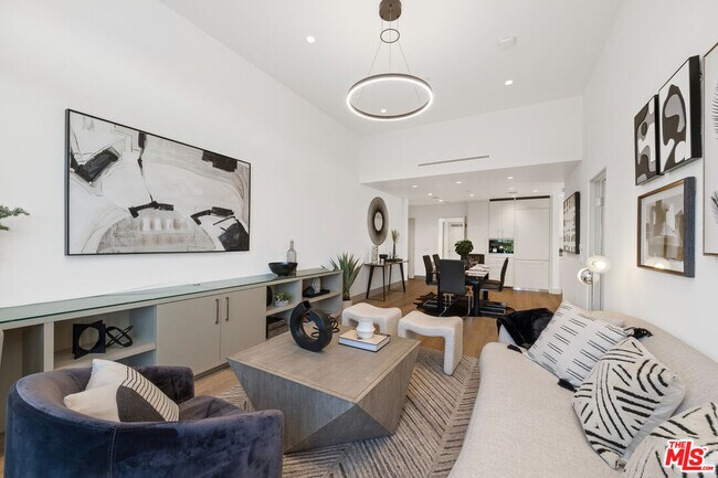 Building Photo - 130 S Sepulveda Blvd