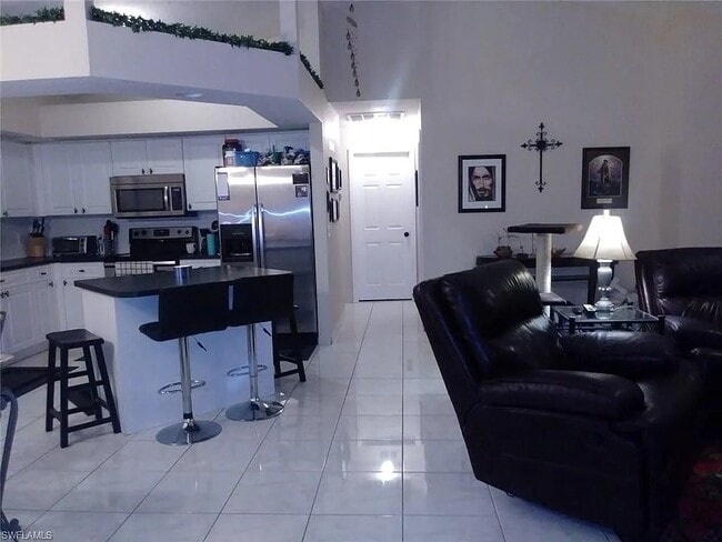 Building Photo - 502 NE 19th Ct