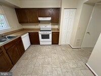 Building Photo - 19266 Esmond Terrace