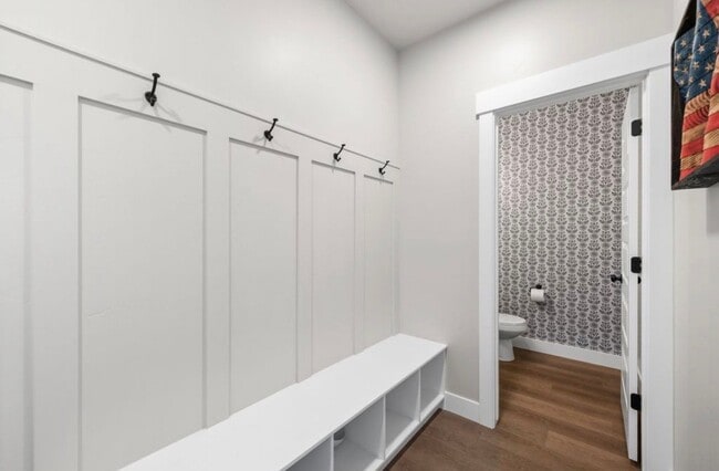 Building Photo - 4109 Mercur Dr