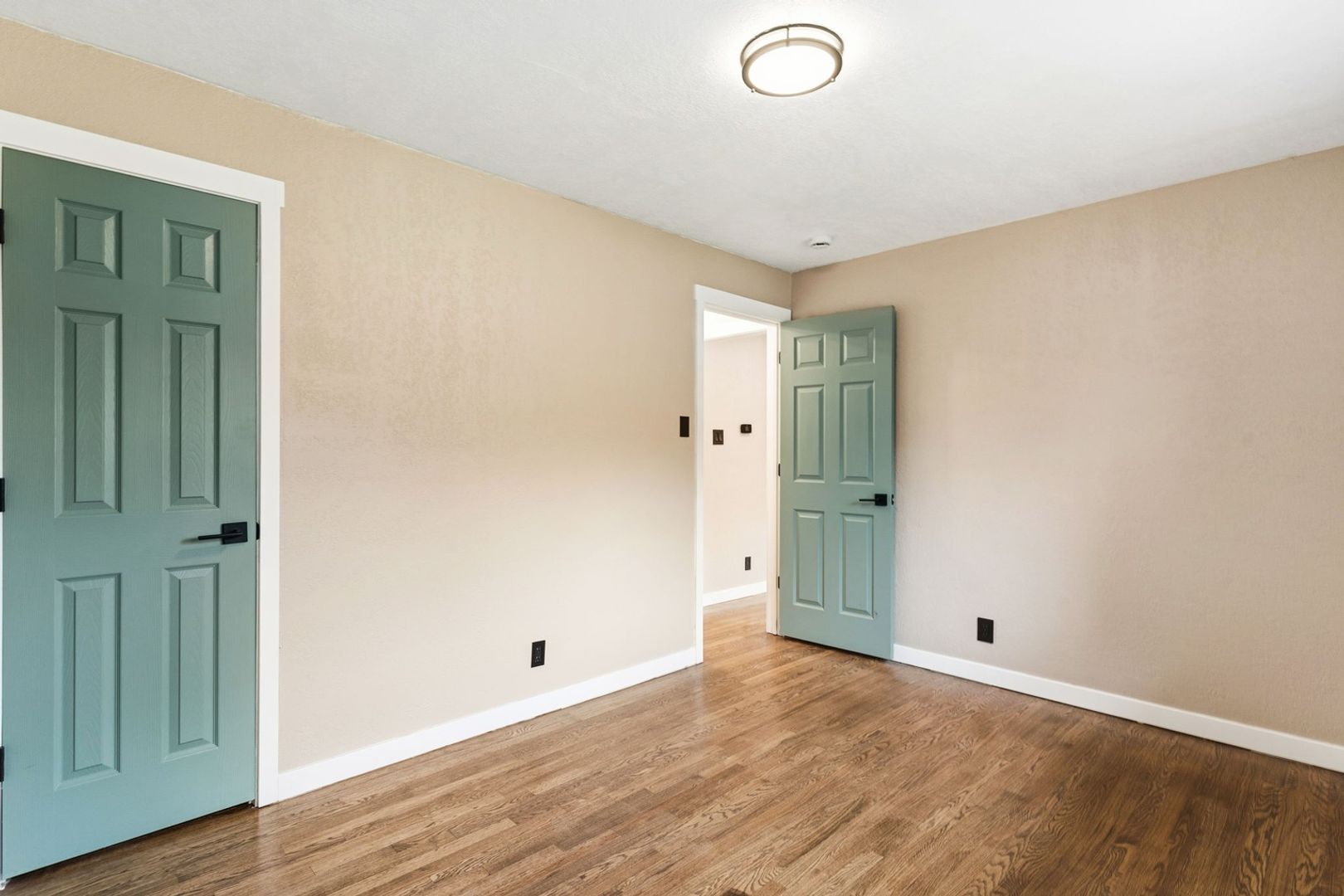 Building Photo - 405 Wilhelmia Ave