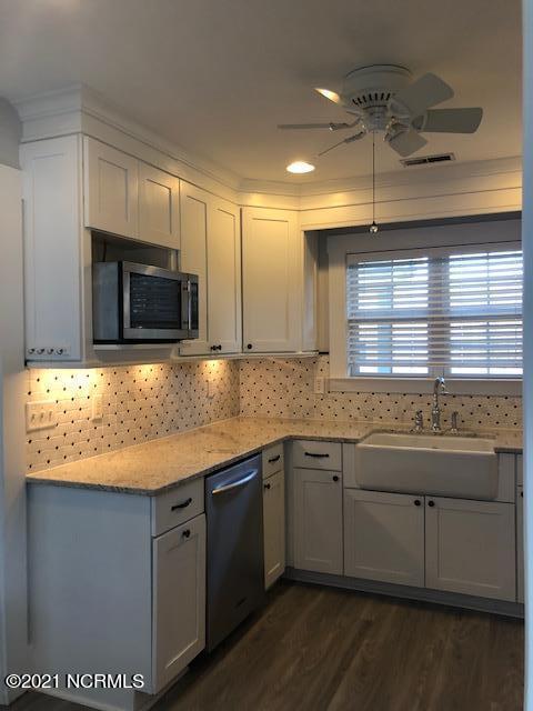 Building Photo - 825 Royal Bonnet Ct