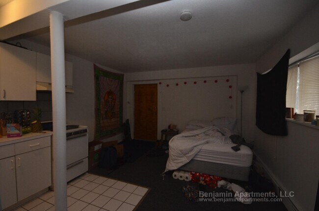 Building Photo - 226 Parker Hill Ave