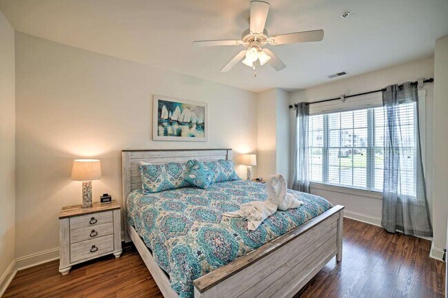 Building Photo - 4861 Luster Leaf Cir