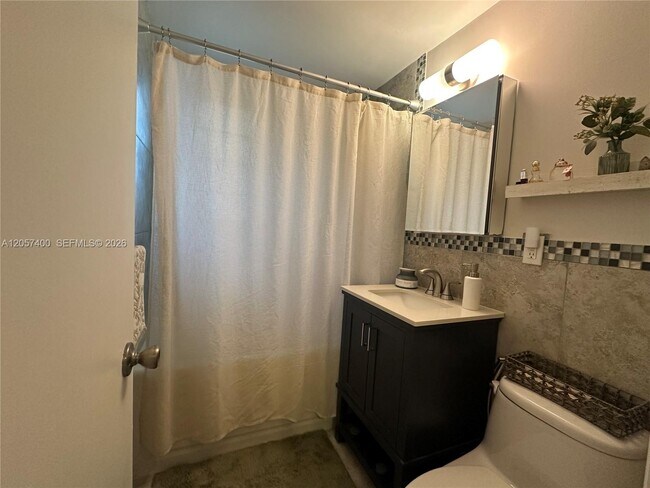 Building Photo - 5580 SW 78th St