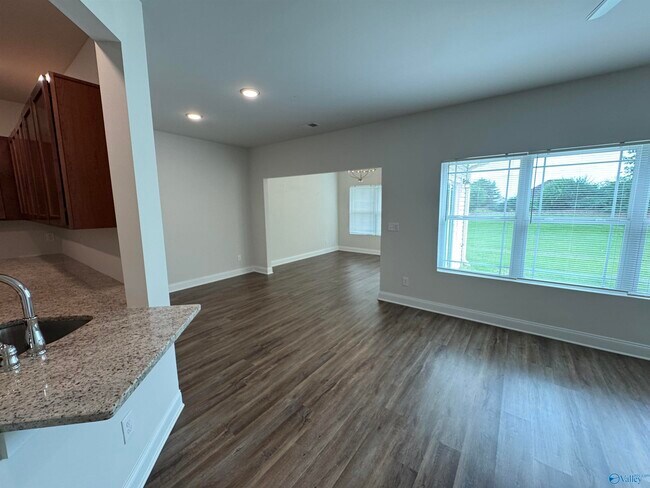Building Photo - 103 Woodsbrook Pl SW