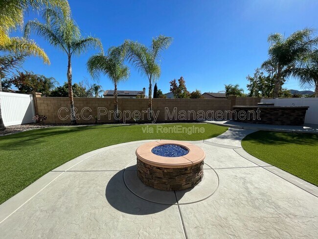 Building Photo - 41980 Trinity River Way