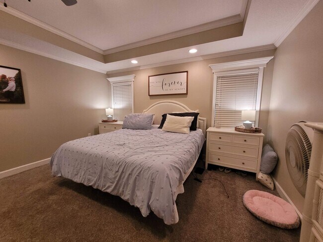 Building Photo - Exquisite Southern Living: 3BR/2BA Gem with Modern Touches, Fenced Yard, and Community Pool in Be...