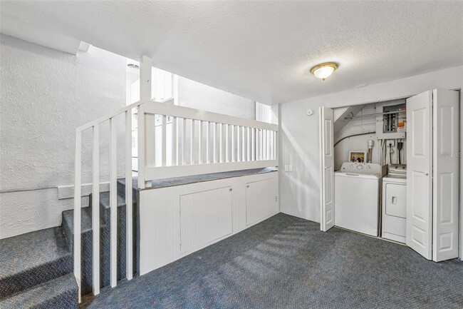 Building Photo - 2158 6th Ave N