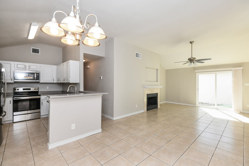 Building Photo - 6710 Silver Sage Dr