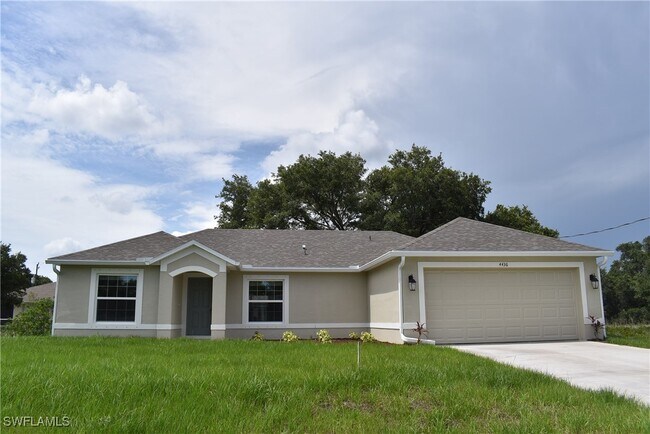 Primary Photo - 4436 Adelaide Ave