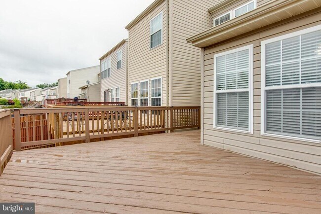 Building Photo - 2542 Piney Pass Way