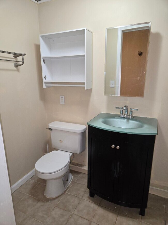 Building Photo - 1460 Gravel Ridge Dr