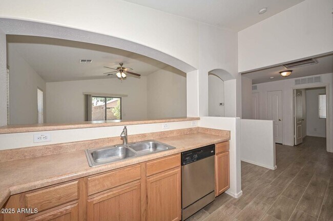 Building Photo - 11767 W Dos Rios Dr