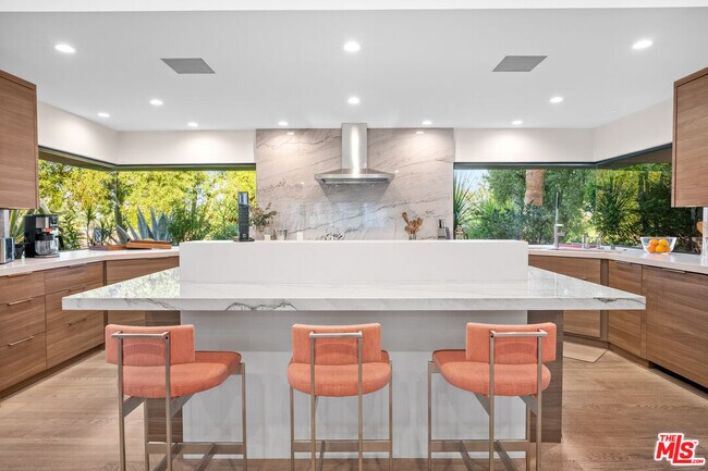 Building Photo - 70461 Boothill Rd